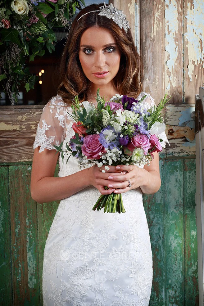 Sheath Floor-Length Bateau-Neck Short-Sleeve Lace Wedding Dress With Appliques And Illusion