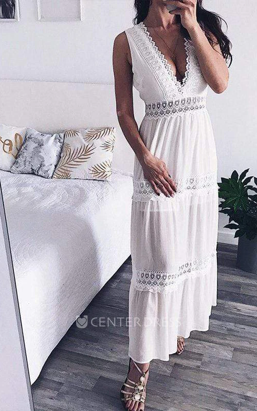 Chiffon A-Line Wedding Dress with Scalloped V-Neck Beach Garden Style