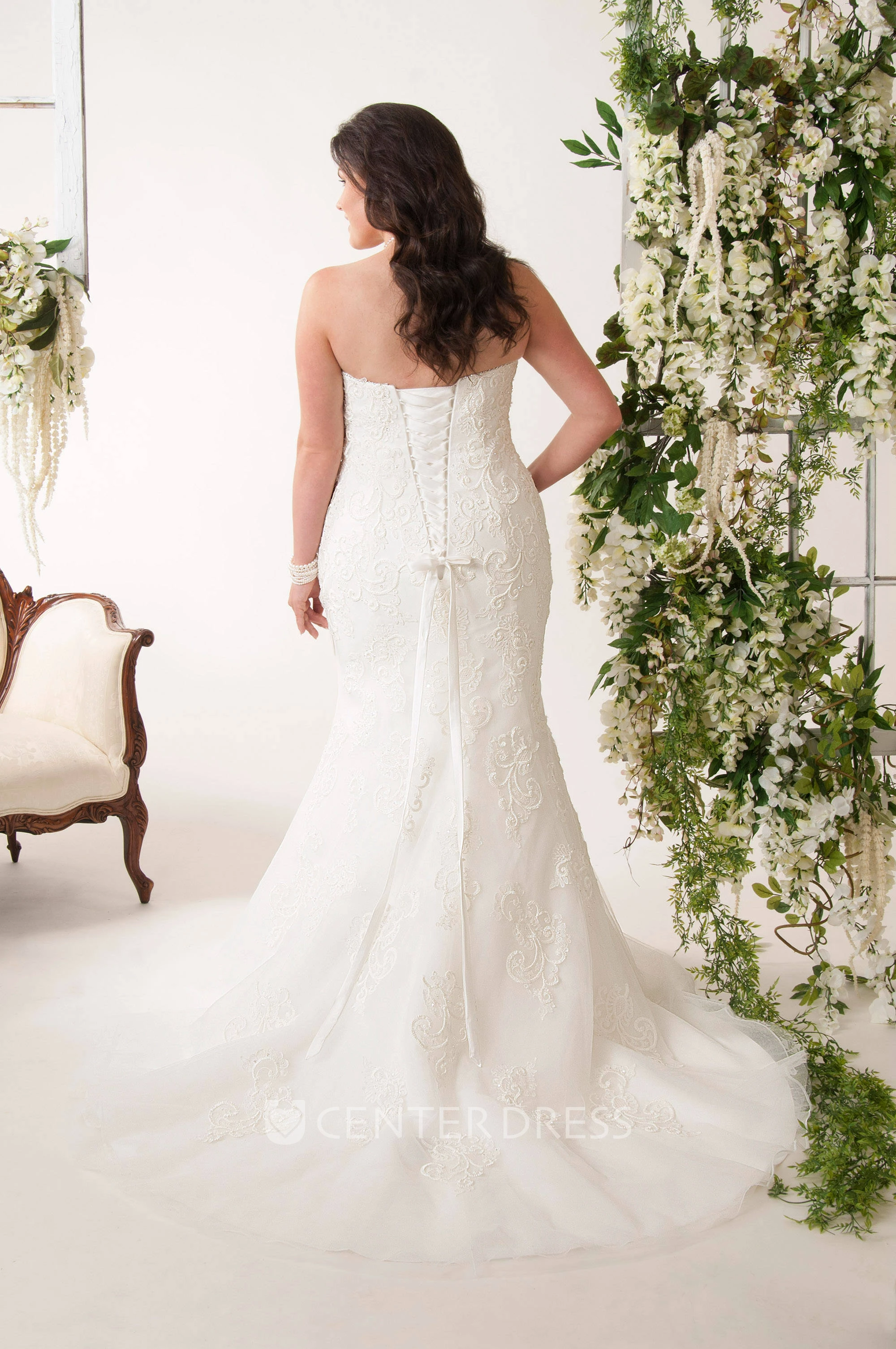 Mermaid Sweetheart Lace Plus Size Wedding Dress With Lace Up