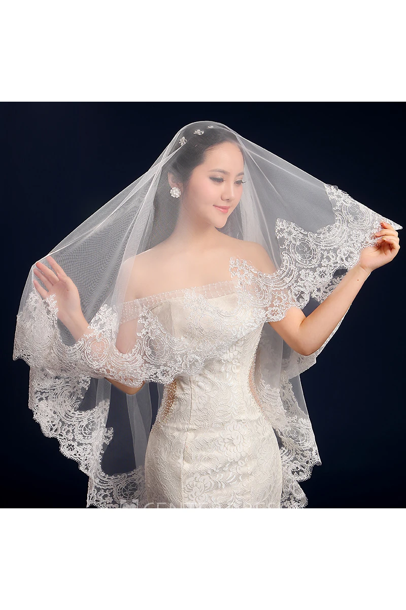 Korean Style Cathedral Wedding Veil with Exquisite Lace Edge