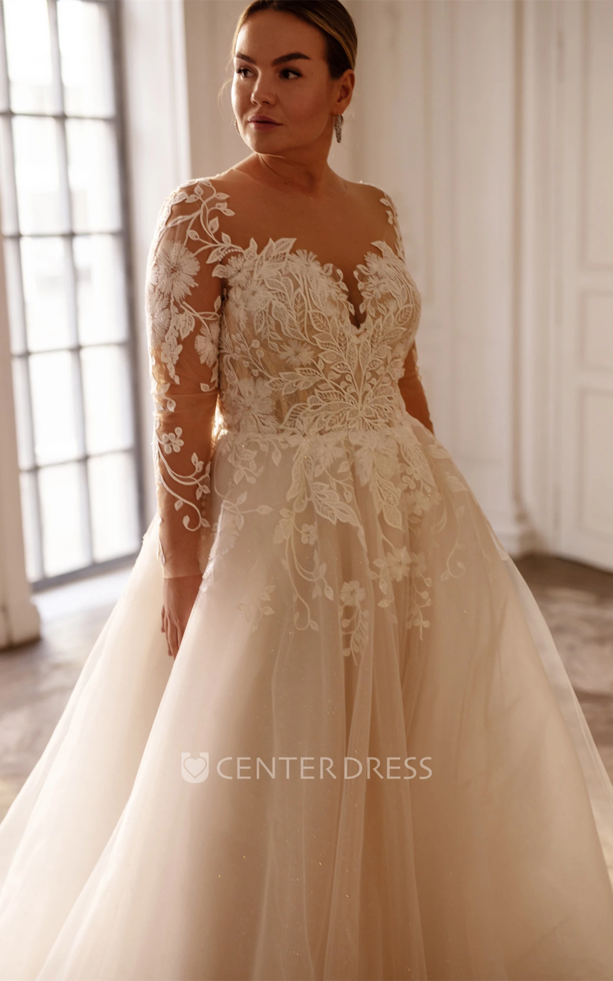 Elegant Ball Gown Lace Bateau Sweep Train Winter Wedding Dress with Appliques