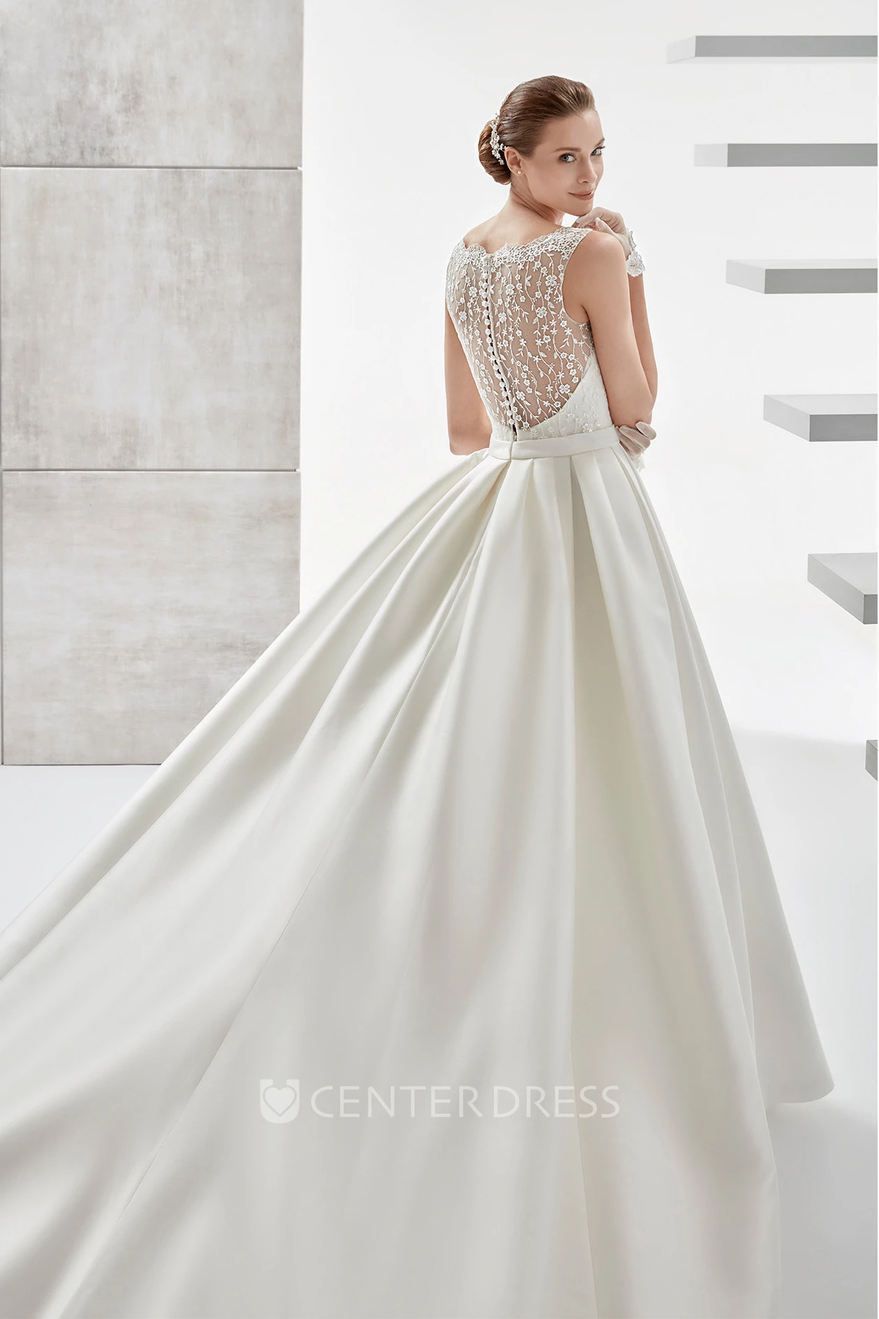 Scallop-neck A-line Wedding Dress with Lace Bodice and Satin Skirt