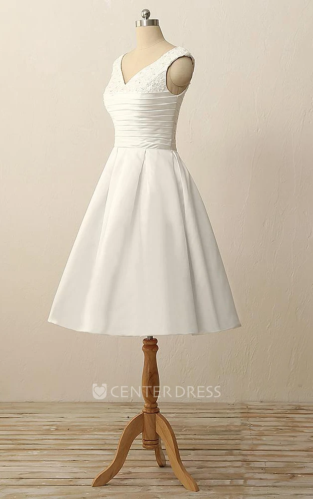 Short V-Neck Pleats Beading Appliques Satin Dress