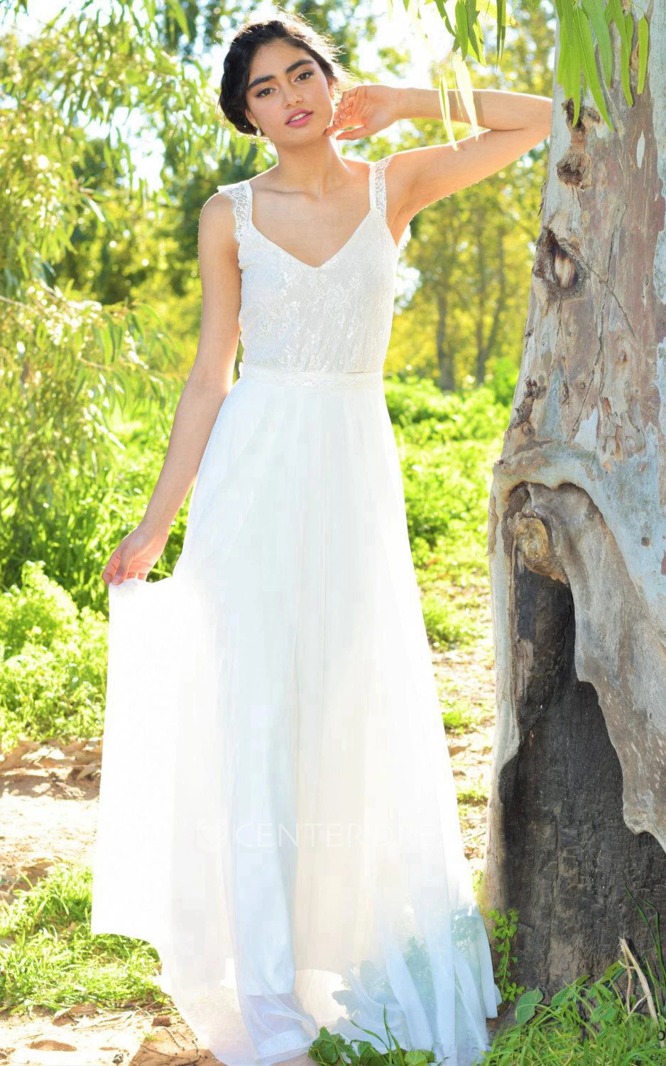 V-Neck Sleeveless A-Line Chiffon Wedding Dress With Lace Bodice