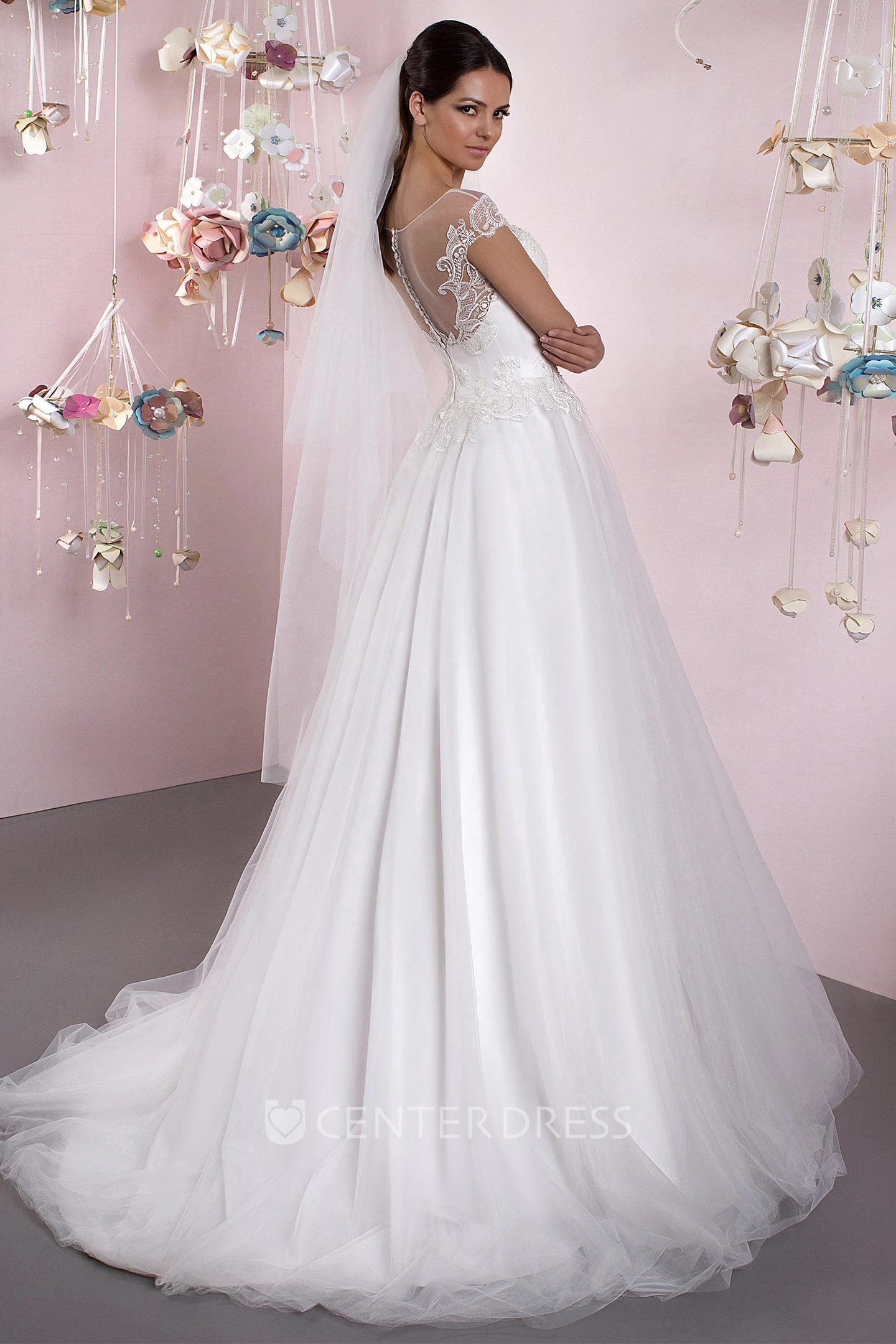 A-Line Cap Sleeve Appliqued Scoop Neck Tulle Wedding Dress