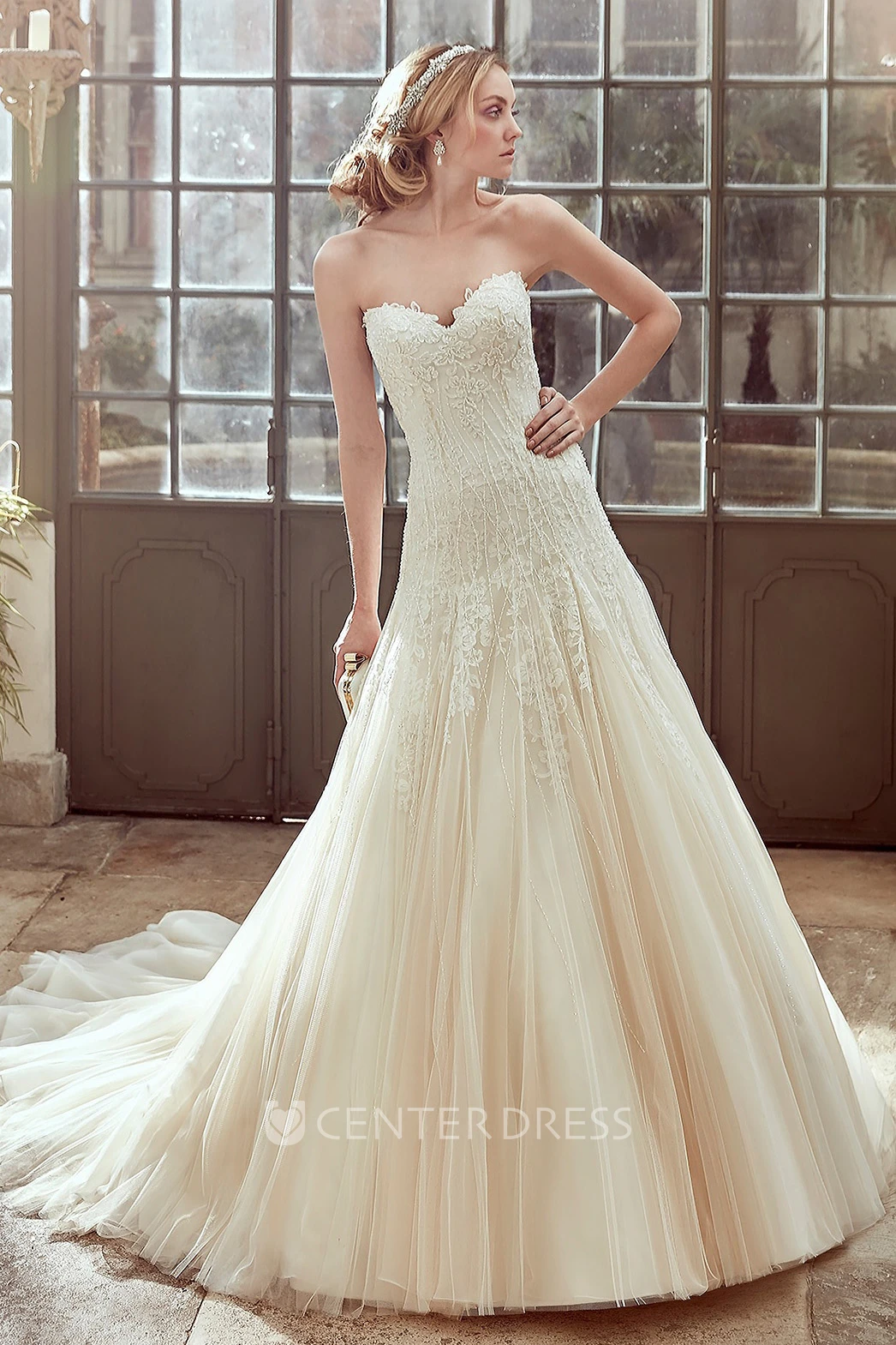 Sweetheart Dropped Waist Wedding Dresses