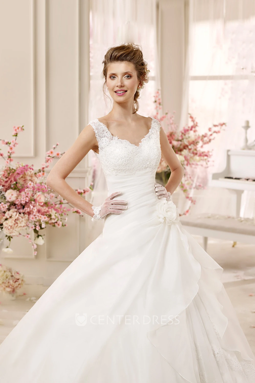 Sweetheart Ruching A-line Wedding Dress with Pleated Waist and Key-hole Back