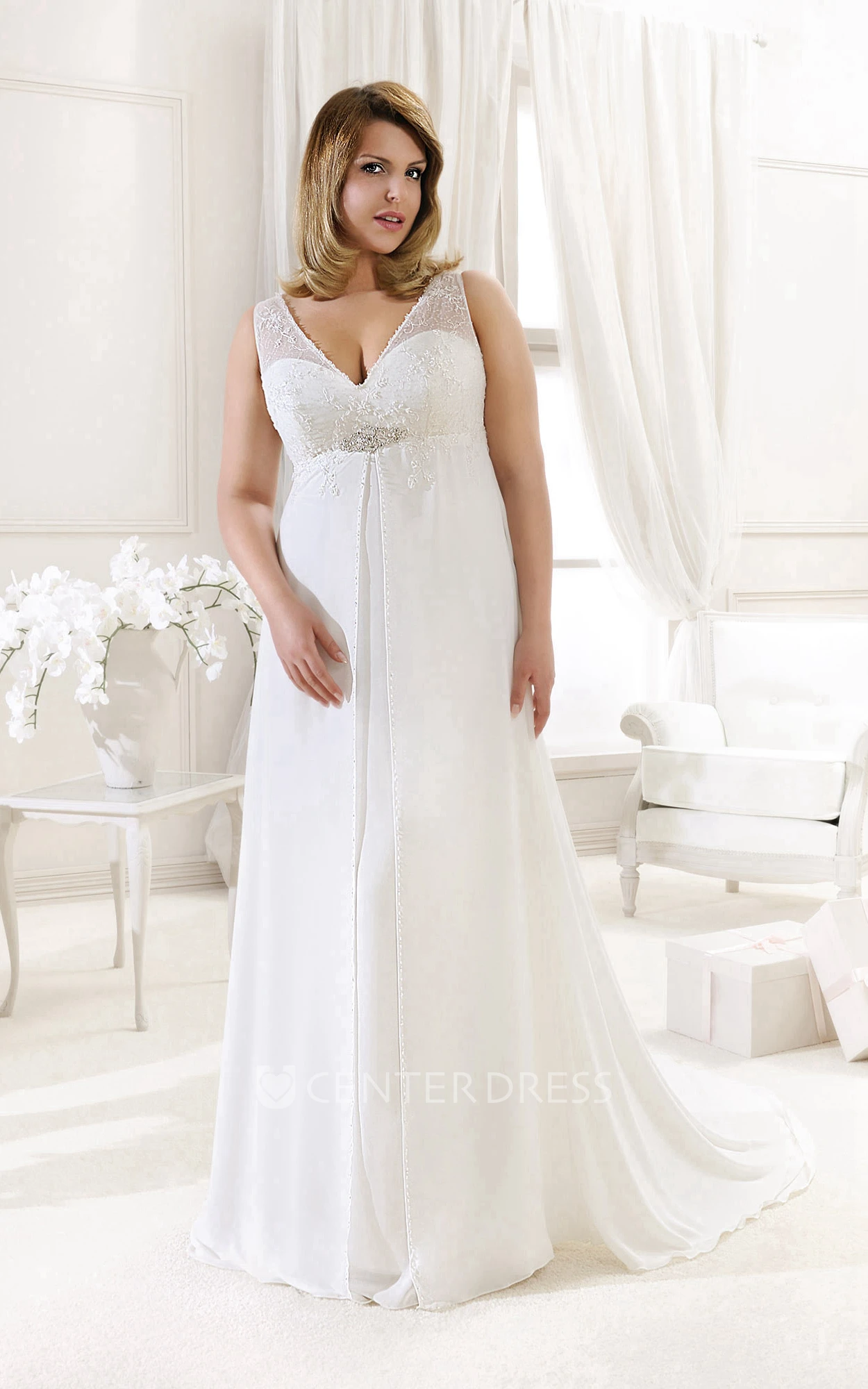 Plunged Sleeveless Chiffon Sheath Dress With Embroideries