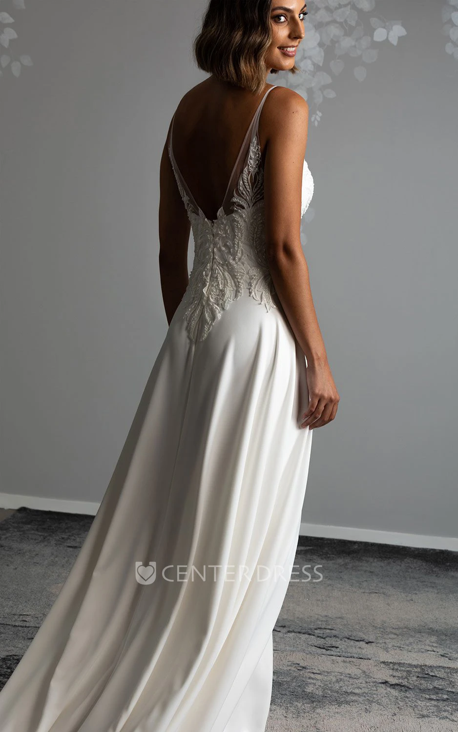 Spandex A-Line Casual Wedding Dress with V-neck Appliques Casual A-Line Wedding Dress with V-neck Appliques
