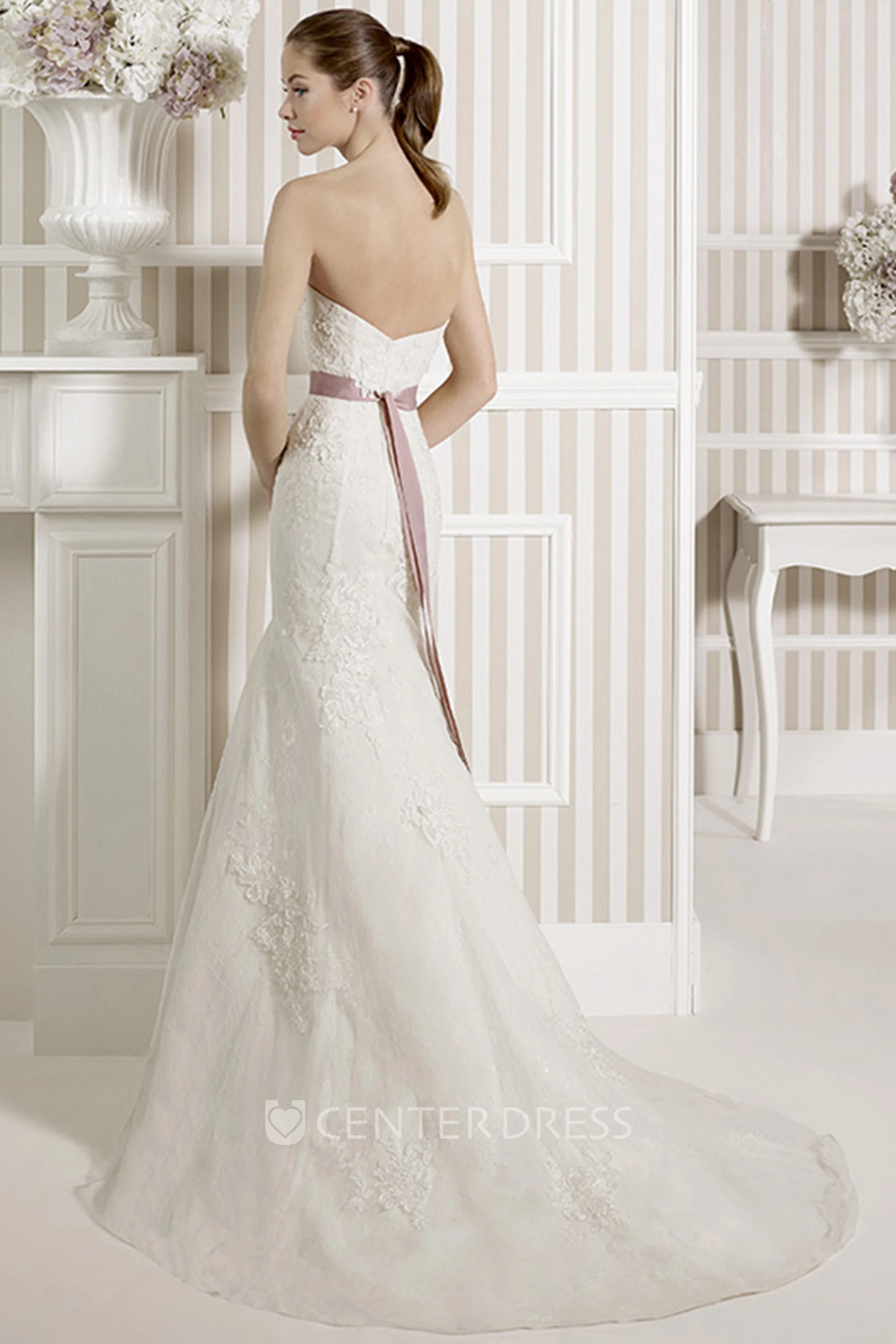 Mermaid Strapless Lace Wedding Dress