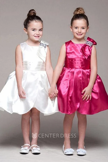 Knee-Length Sleeveless Bowed Satin Flower Girl Dress