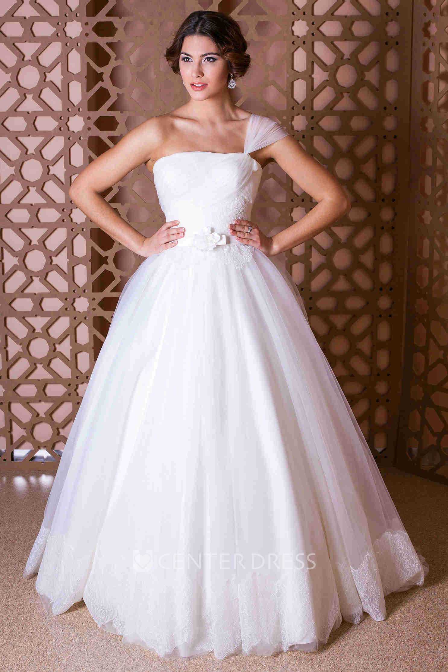 Ball Gown V-Neck Beaded Sleeveless Tulle Plus Size Wedding Dress With Criss  Cross And Lace Up - UCenter Dress