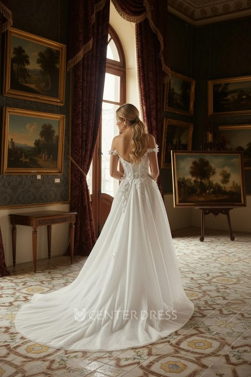 Elegant Flowy A-Line Spaghetti Straps Boho Lace Winter Wedding Dress Modern Floral Backless Court Train Bridal Gown