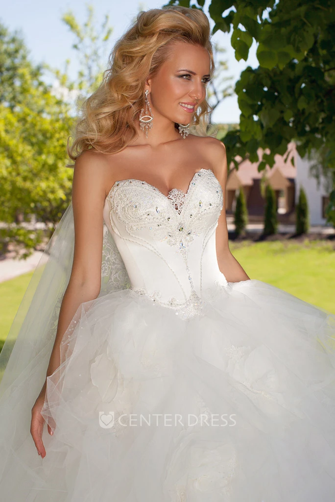 Floor-Length Sweetheart Beaded Tulle Wedding Dress With Ruffles And Lace Up