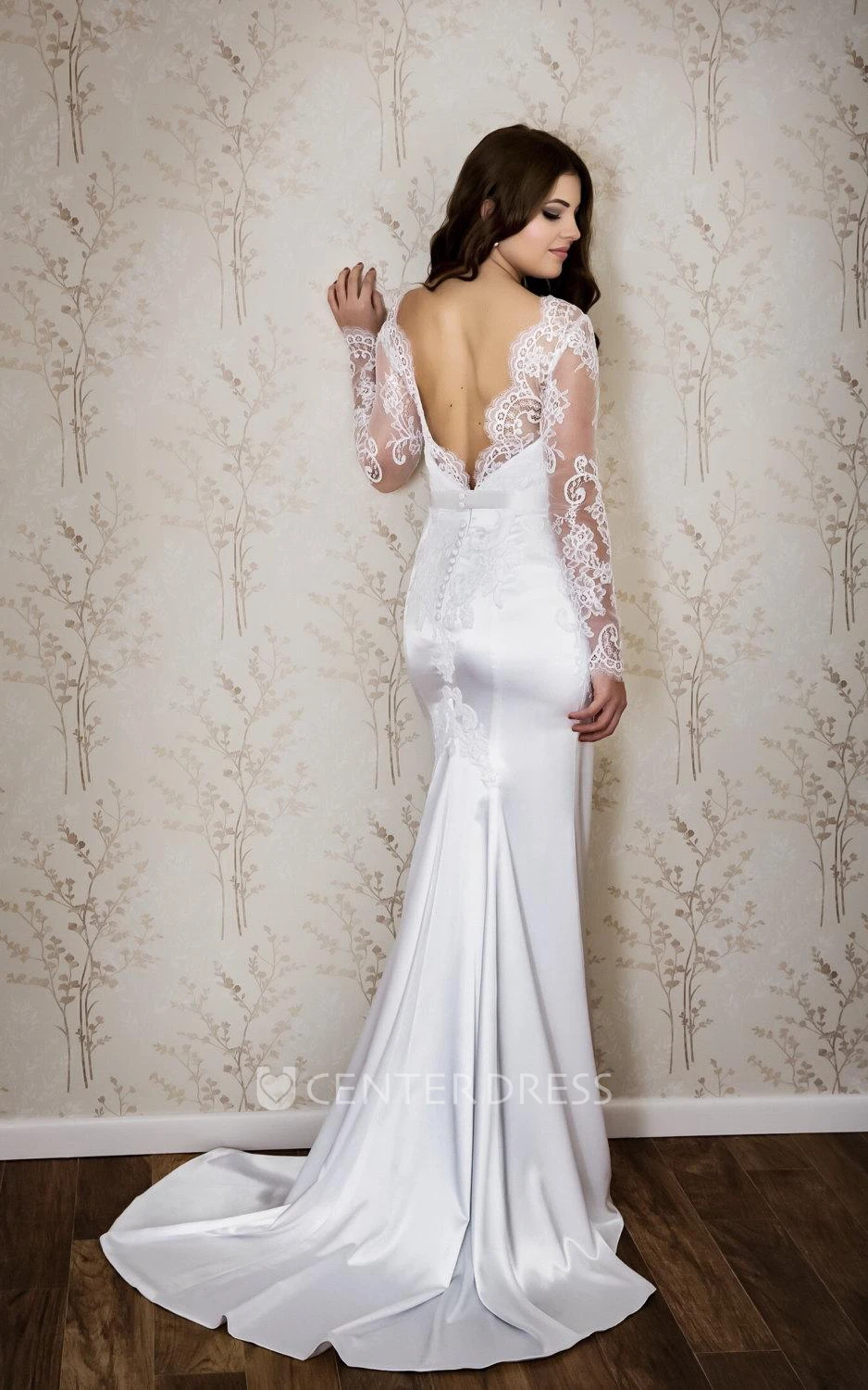 Sexy Bateau Neck Long Sleeve Mermaid Satin Wedding Dress With Lace