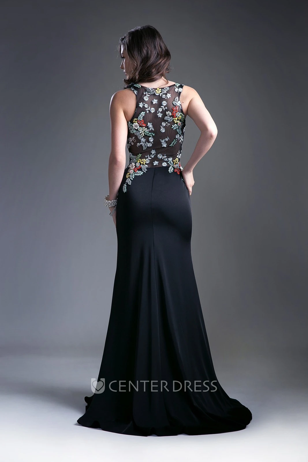 Sheath Scoop-Neck Sleeveless Jersey Illusion Dress With Embroidery
