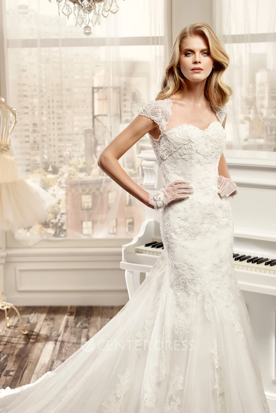 Sweetheart Cap-Sleeve Wedding Dress With Keyhole Back And Court Train