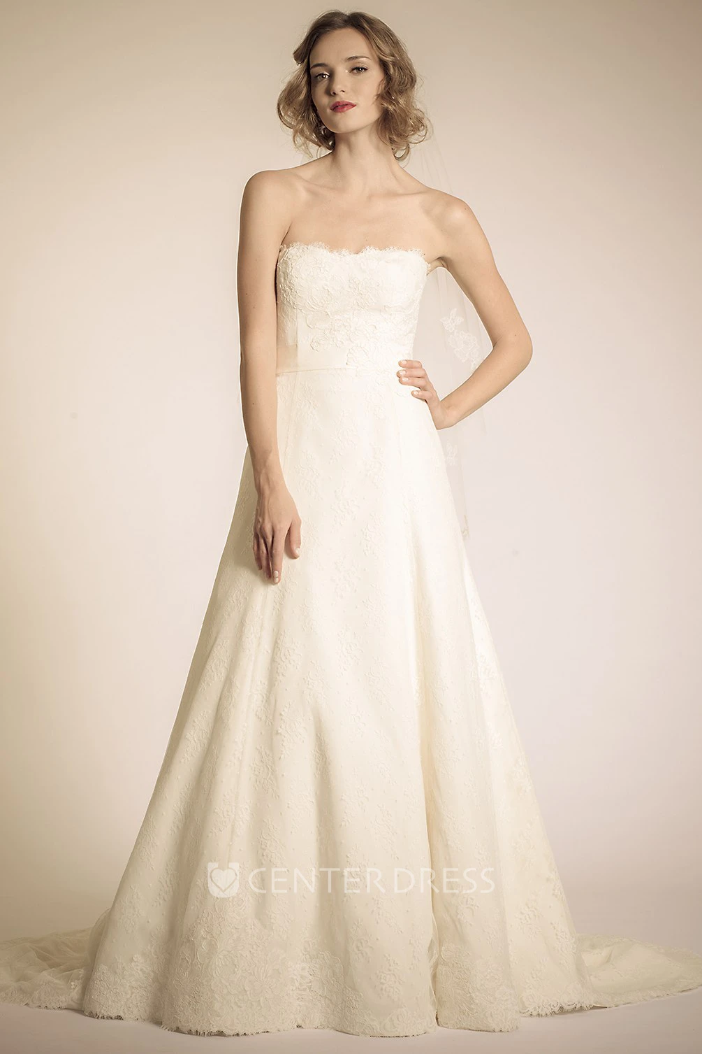 A-Line Strapless Floor-Length Sleeveless Lace Wedding Dress