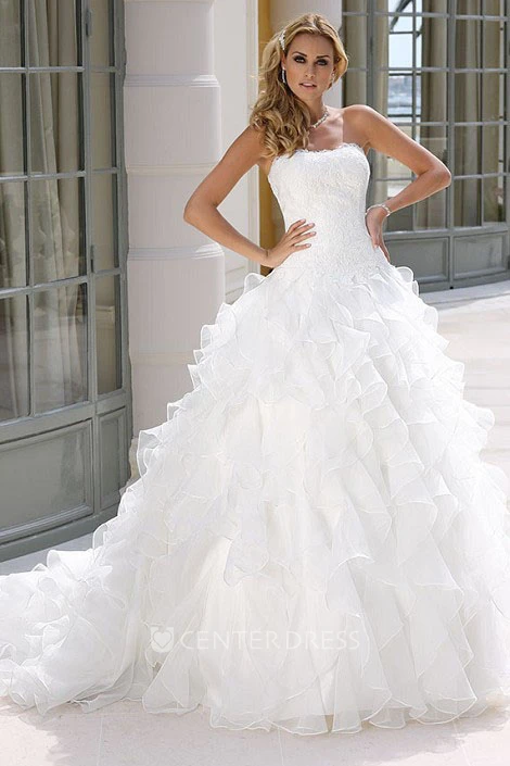 A-Line Ball-Gown Cascading-Ruffle Sleeveless Floor-Length Strapless Organza Wedding Dress With Appliques