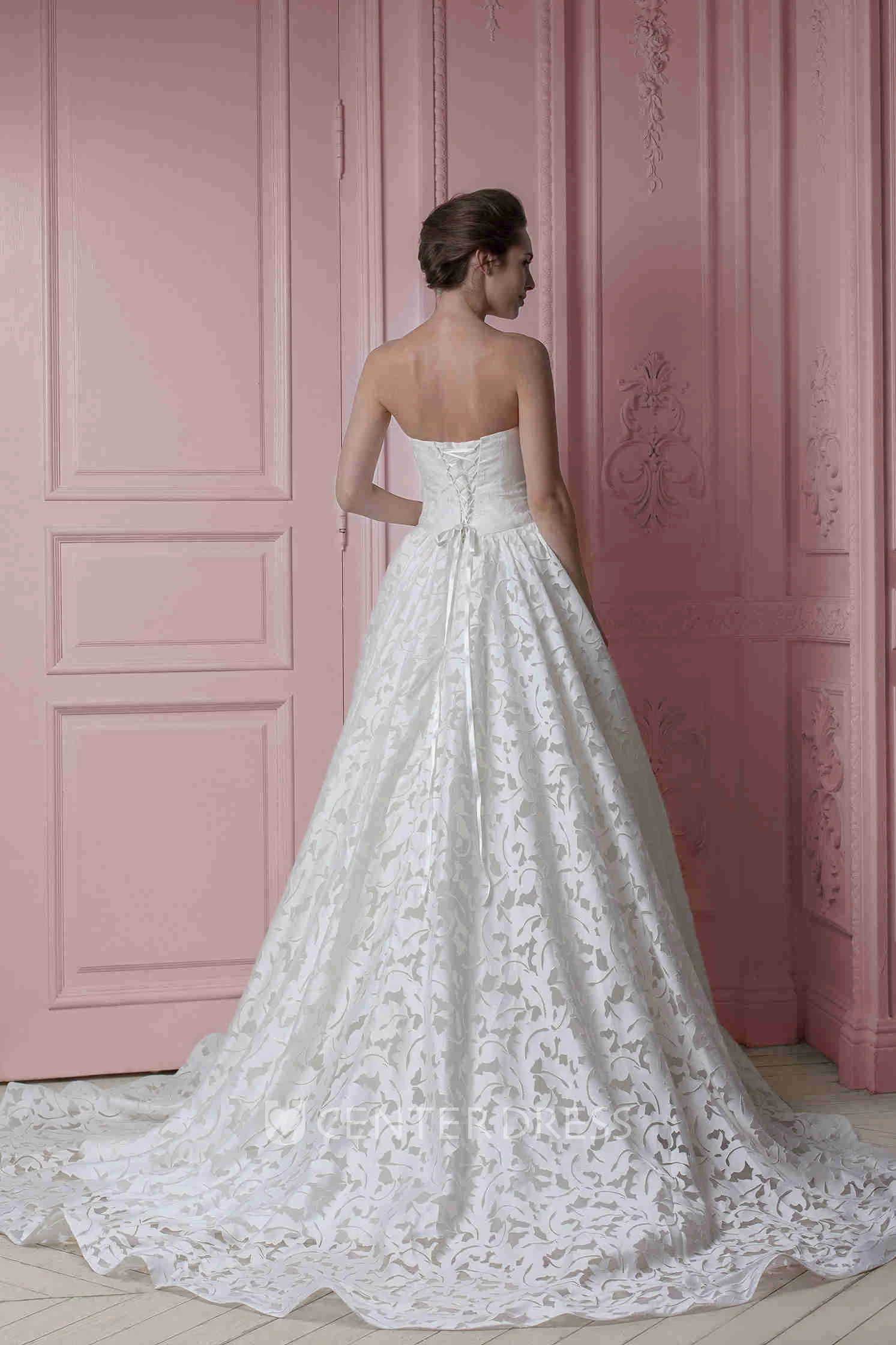 A-Line Sweetheart Satin Wedding Dress With Flower And Lace Up