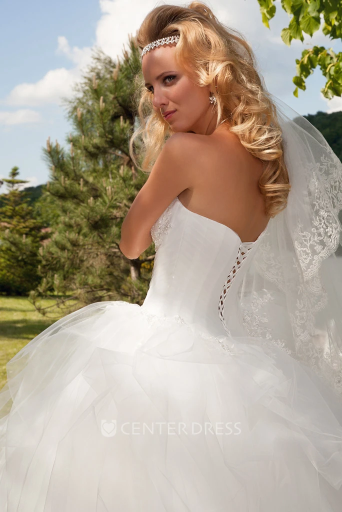 Long Sweetheart Beaded Ruffled Tulle Wedding Dress With Court