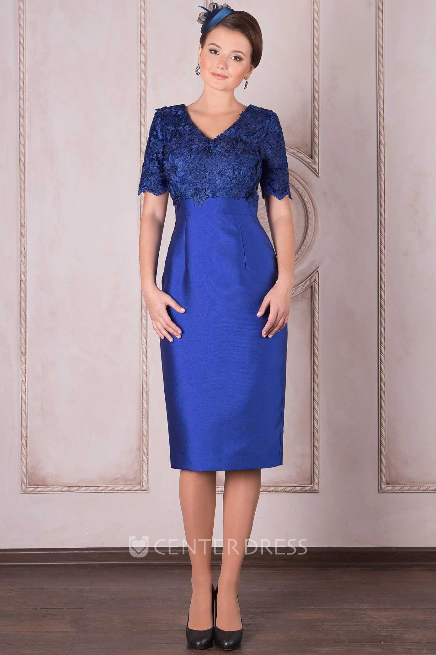 Knee-Length 3-4 Sleeve V-Neck Appliqued Satin Mother Of The Bride Dress