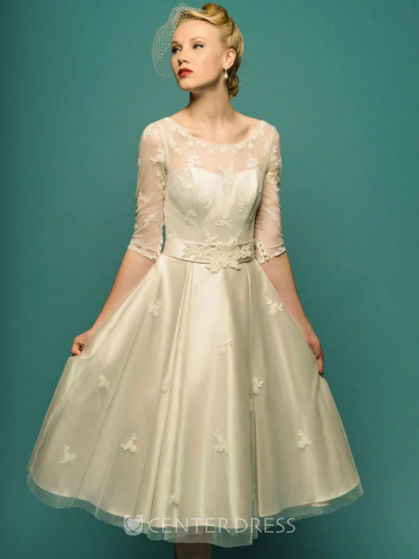 A-Line Tea-Length Illusion Sleeve Scoop Neck Appliqued Tulle Winter Wedding Dress