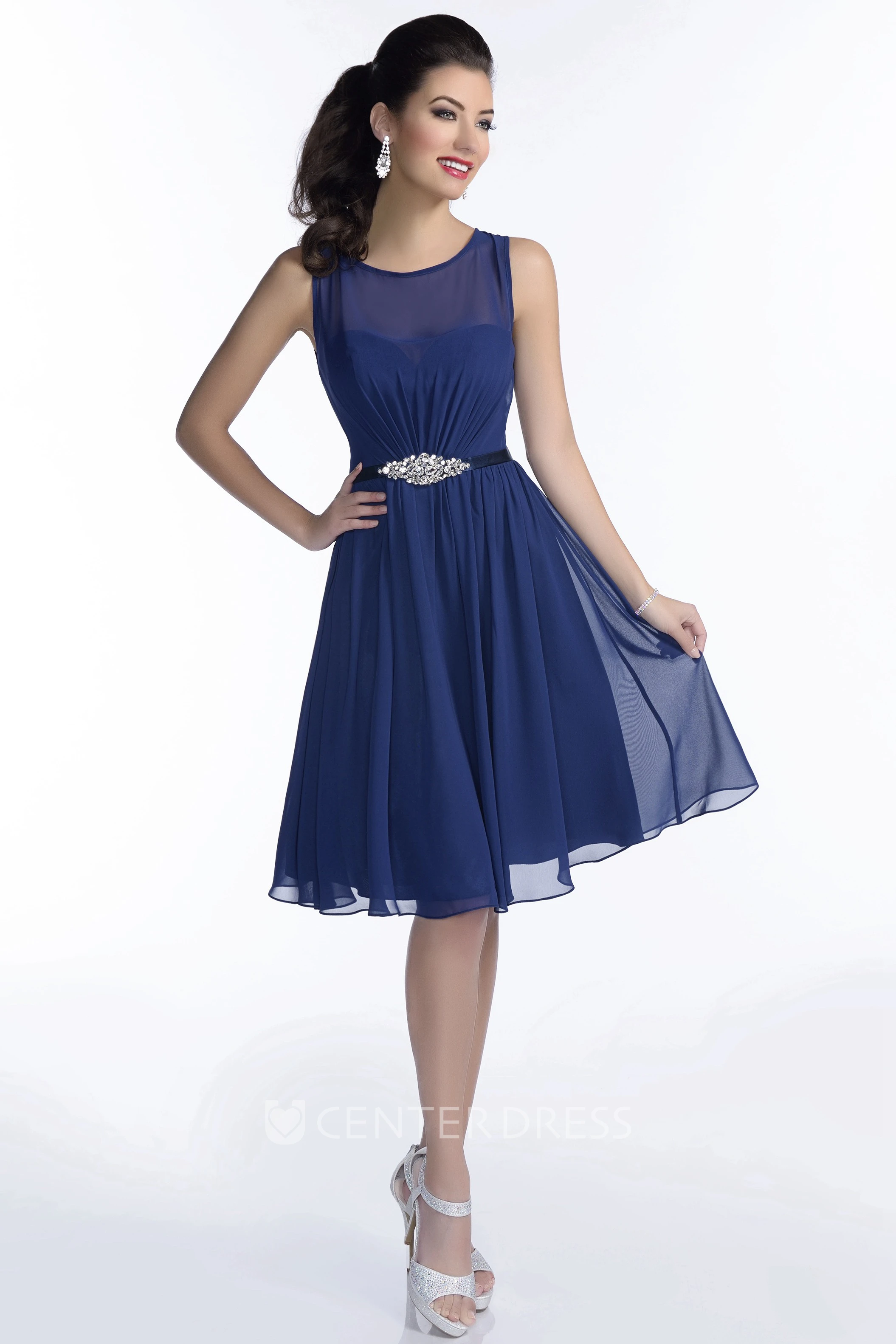 Chiffon Knee Length Sleeveless Bridesmaid Dress With Pleats And Shimmering Brooch