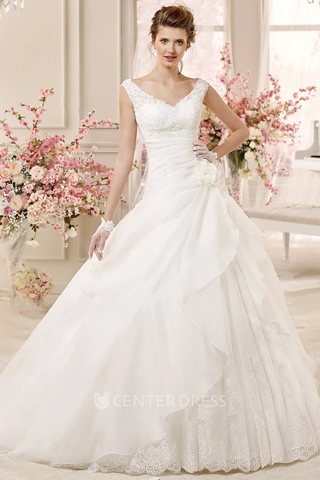 Sweetheart Ruching A-line Wedding Dress with Pleated Waist and Key-hole Back