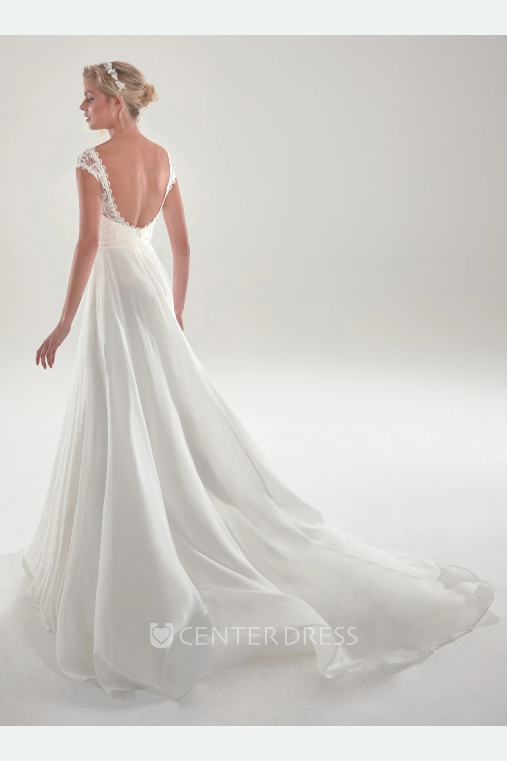 Goregous Chiffon Short Sleeve Chapel Train Wedding Dress