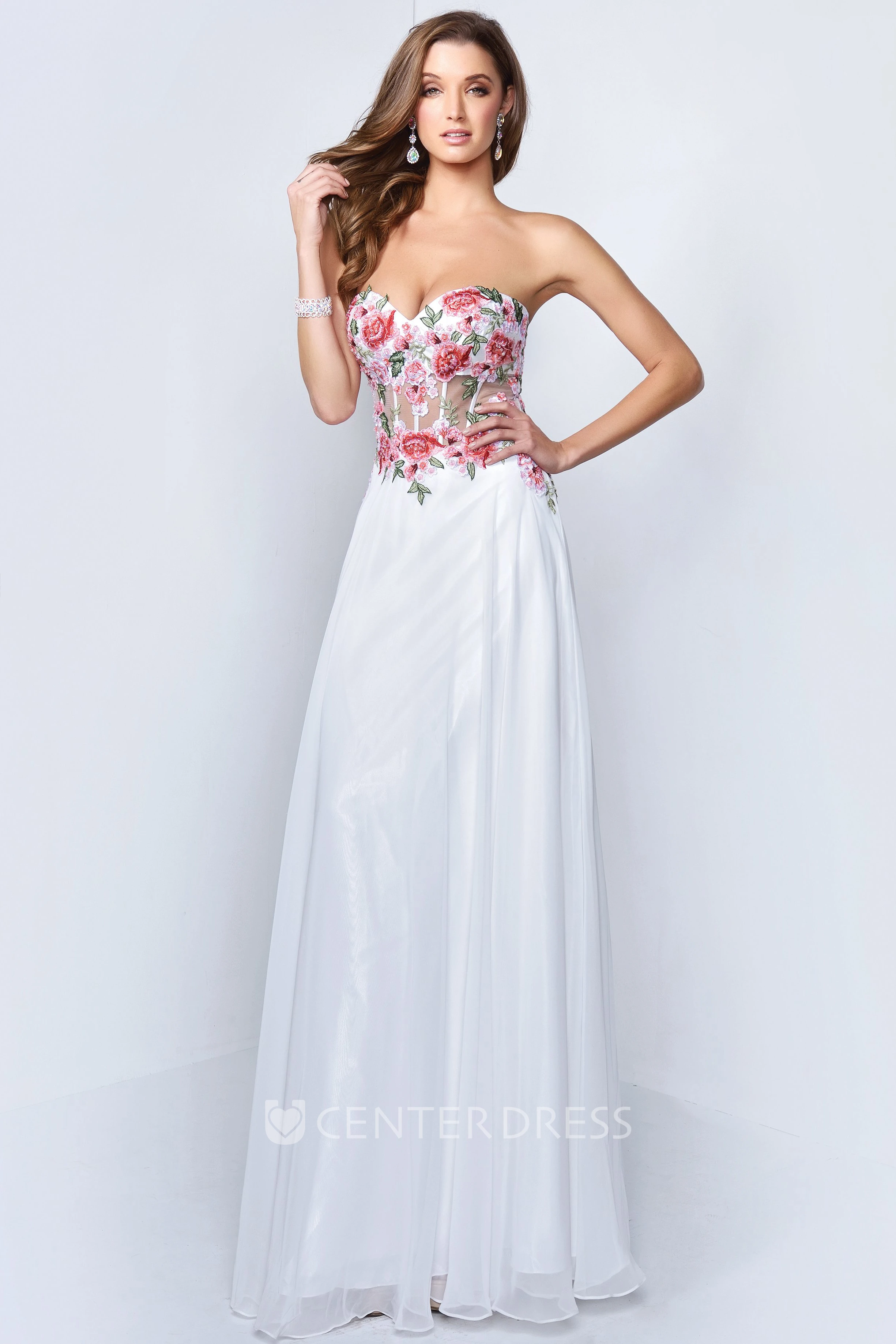 Sheath Long Sweetheart Sleeveless Backless Dress With Appliques And Flower