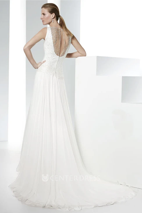 Mermaid Bateau Neck Cap Sleeve Appliqued Lace Wedding Dress With Court Train