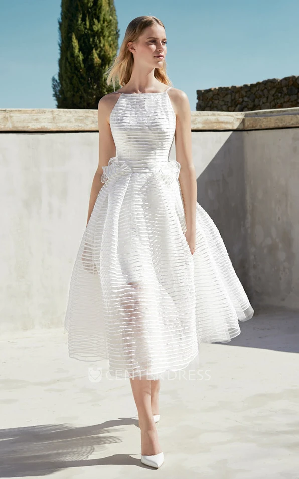 Modern A Line Organza Sleeveless Tea-length Wedding Dress With Halter Neckline And Open Back