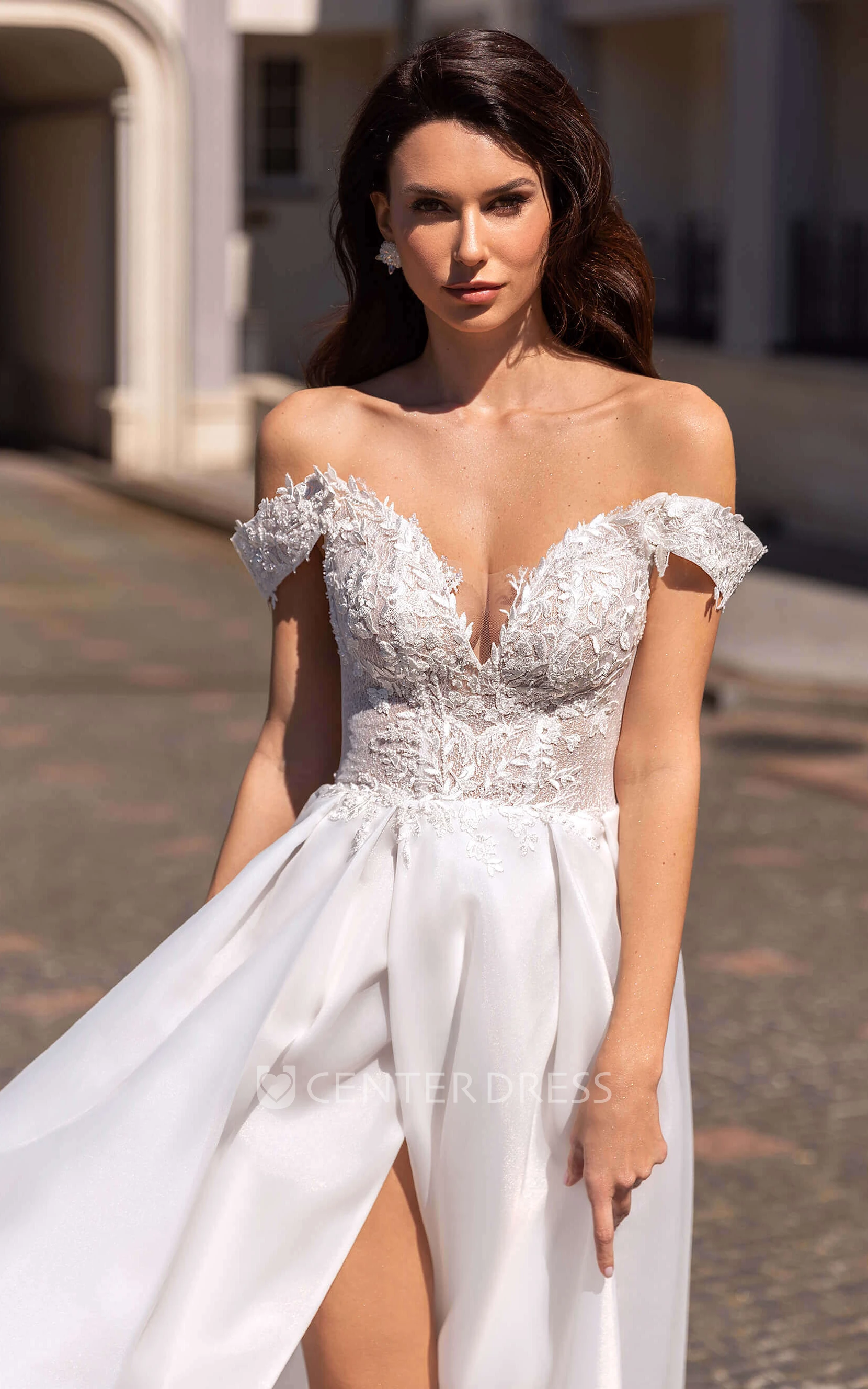 Ethereal Off-the-shoulder A Line Organza Sleeveless Court Train Wedding Dress with Split Front