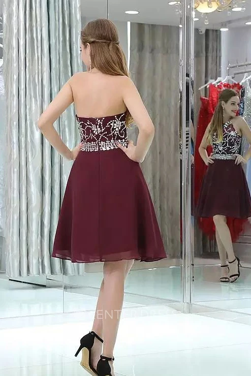 A-line Knee-length Sleeveless Halter High Neck Beading Chiffon Homecoming Dress