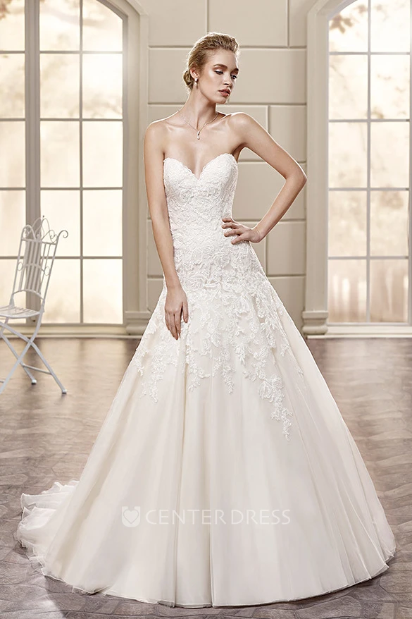 A-Line Sweetheart Maxi Tulle Wedding Dress With Appliques