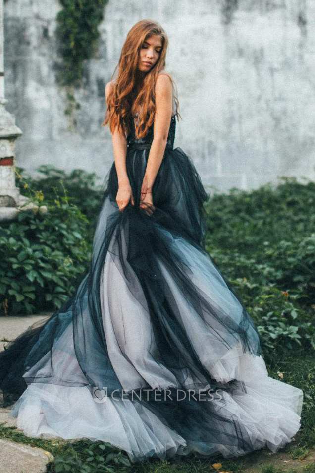 Gothic Black and Grey Bohemian Lace Tulle Wedding Dress