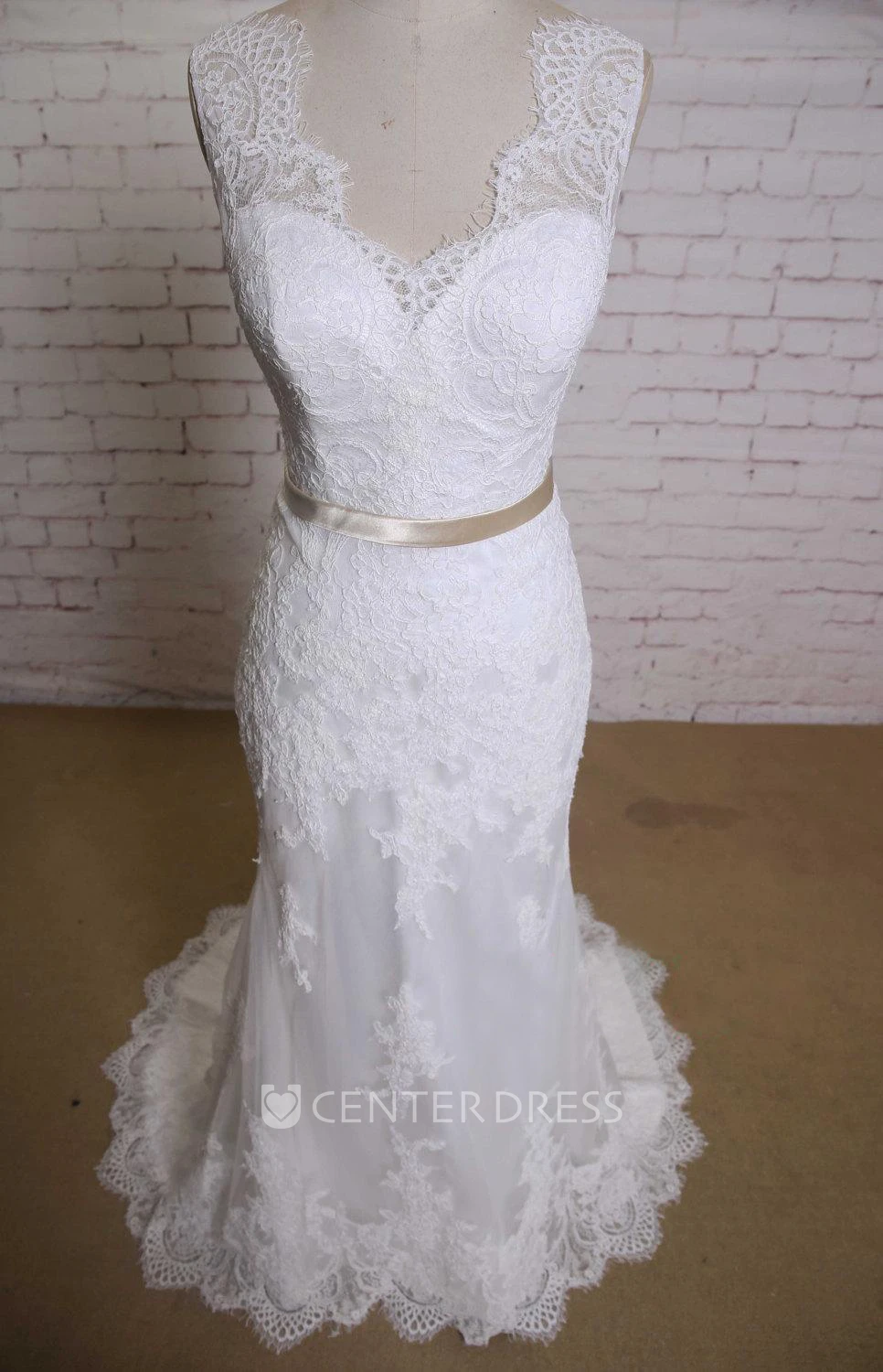 V-Neck Sleeveless Lace Mermaid Wedding Dress With Satin Sash