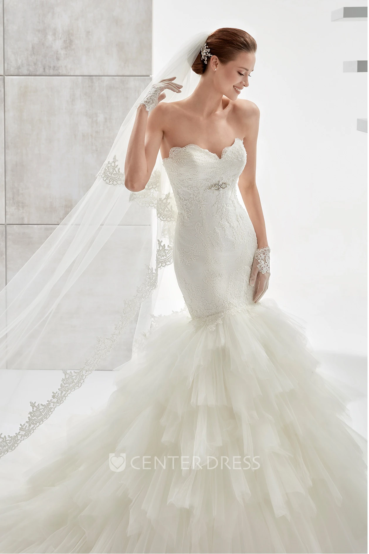 Sweetheart Mermaid Lace Wedding Dress With Ruffled Tiers Train And Brush Train