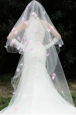  Korean Style 3 Meters Long Tailed Veil with Pink Petals