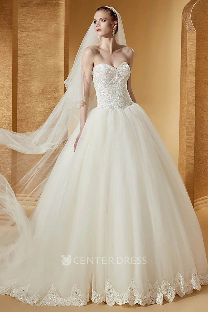 Classic Sweetheart Ball Gown With Unique Corset And Brush Train