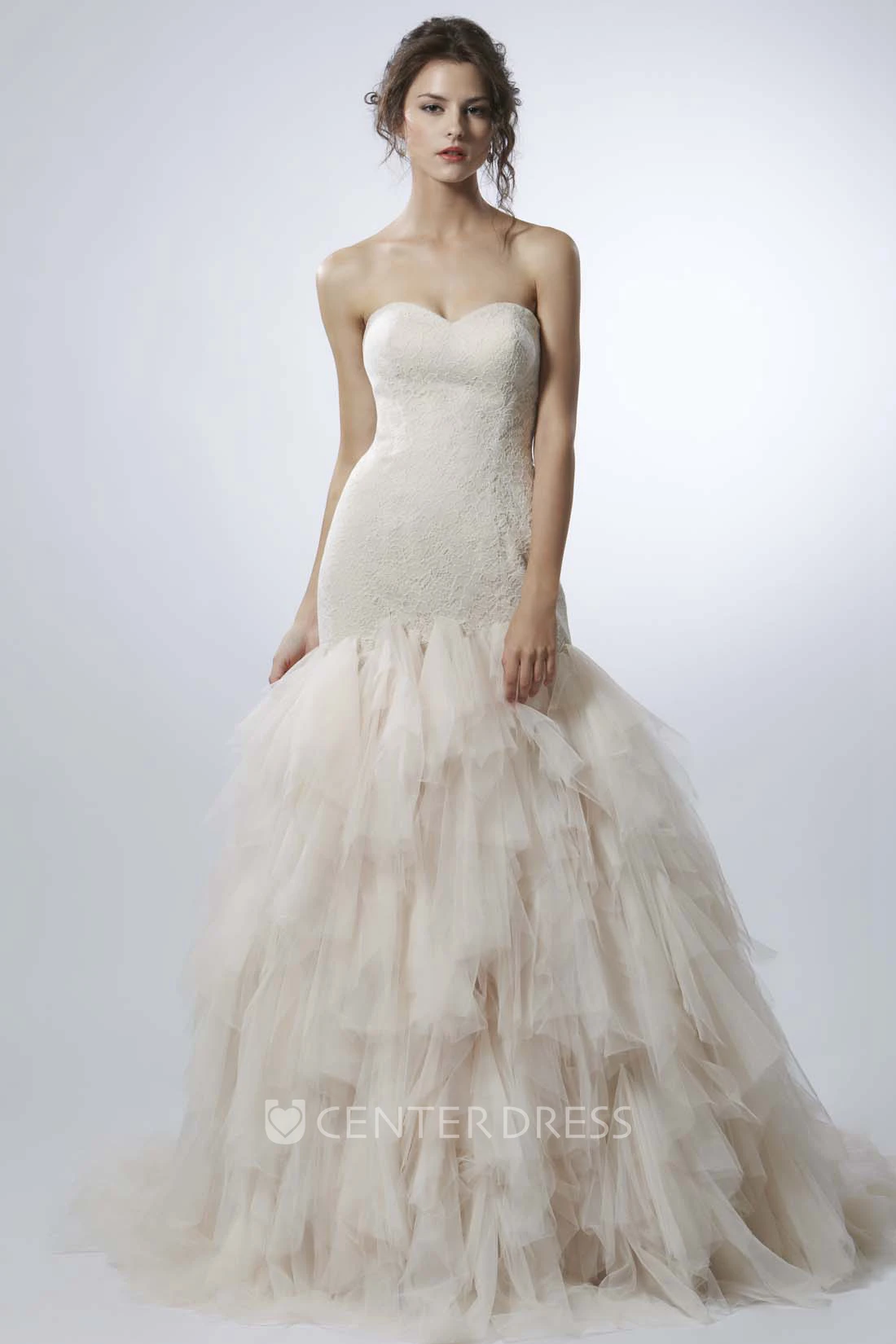 Floor-Length Mermaid Cascading-Ruffled Sleeveless Sweetheart Tulle Wedding Dress