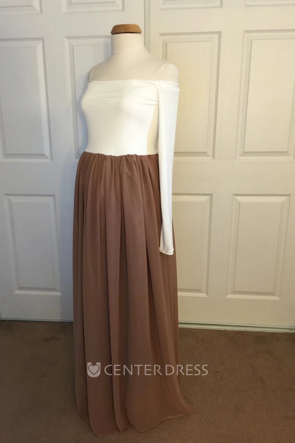 A-line Chiffon Jersey Off-the-shoulder Long Sleeve Pleated Maternity Dress