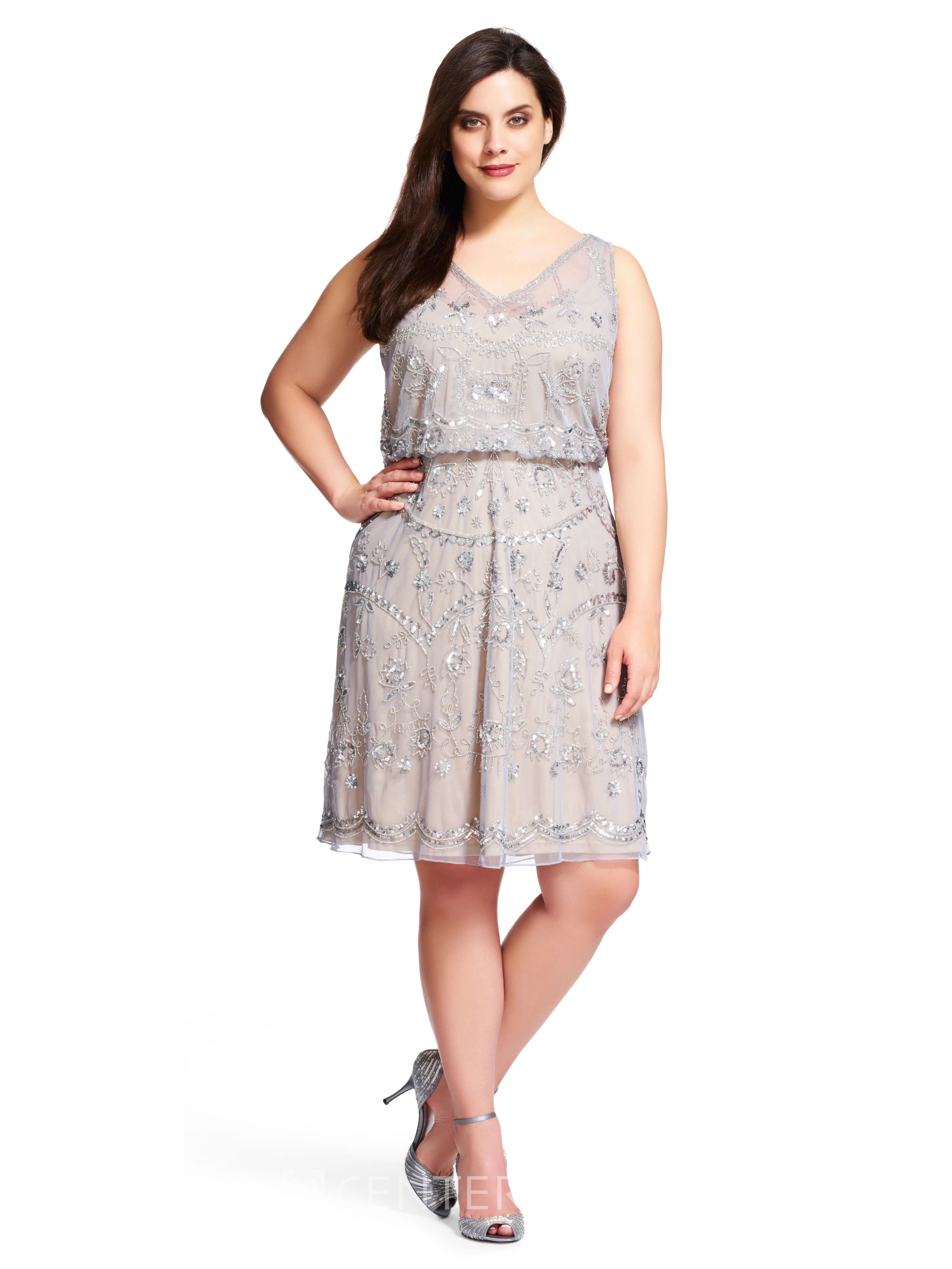 V-Neck Sleeveless Knee-Length Chiffon Plus Size Bridesmaid Dress With Sequins And Illusion