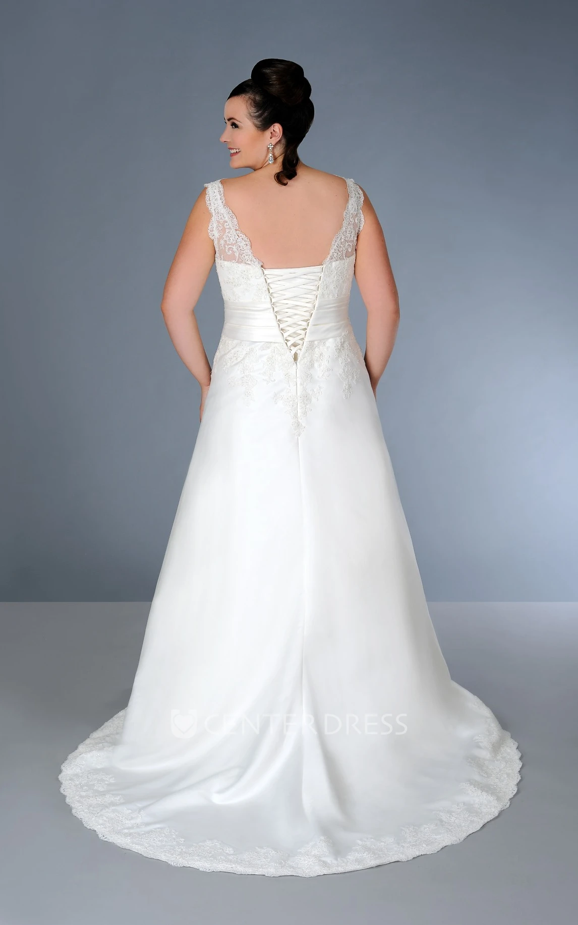 Sleeveless Lace A-Line Dress With Flower And Illusion