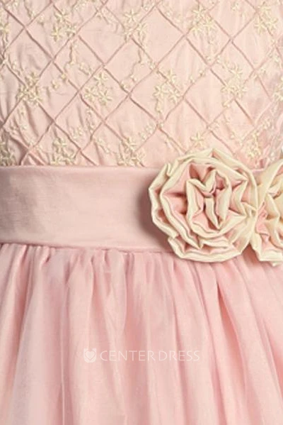 Tea-Length Embroideried Sleeveless Tulle&Taffeta Flower Girl Dress