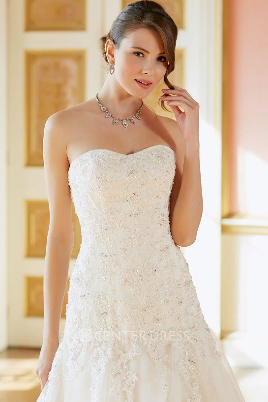 Long Strapless Beaded Sleeveless Tulle Wedding Dress