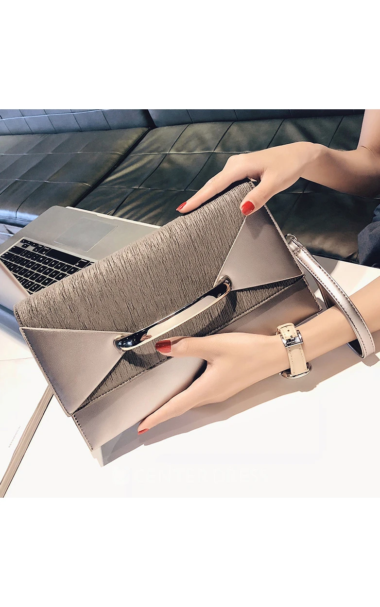 Refined Zipper PU Clutch