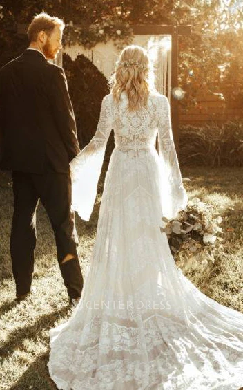 Vintage Floral Bohemian Lace A-Line Bell Long Sleeve Spring Wedding Dress Rustic Country V-Neck Closed Back Court Train Barn Bridal Gown