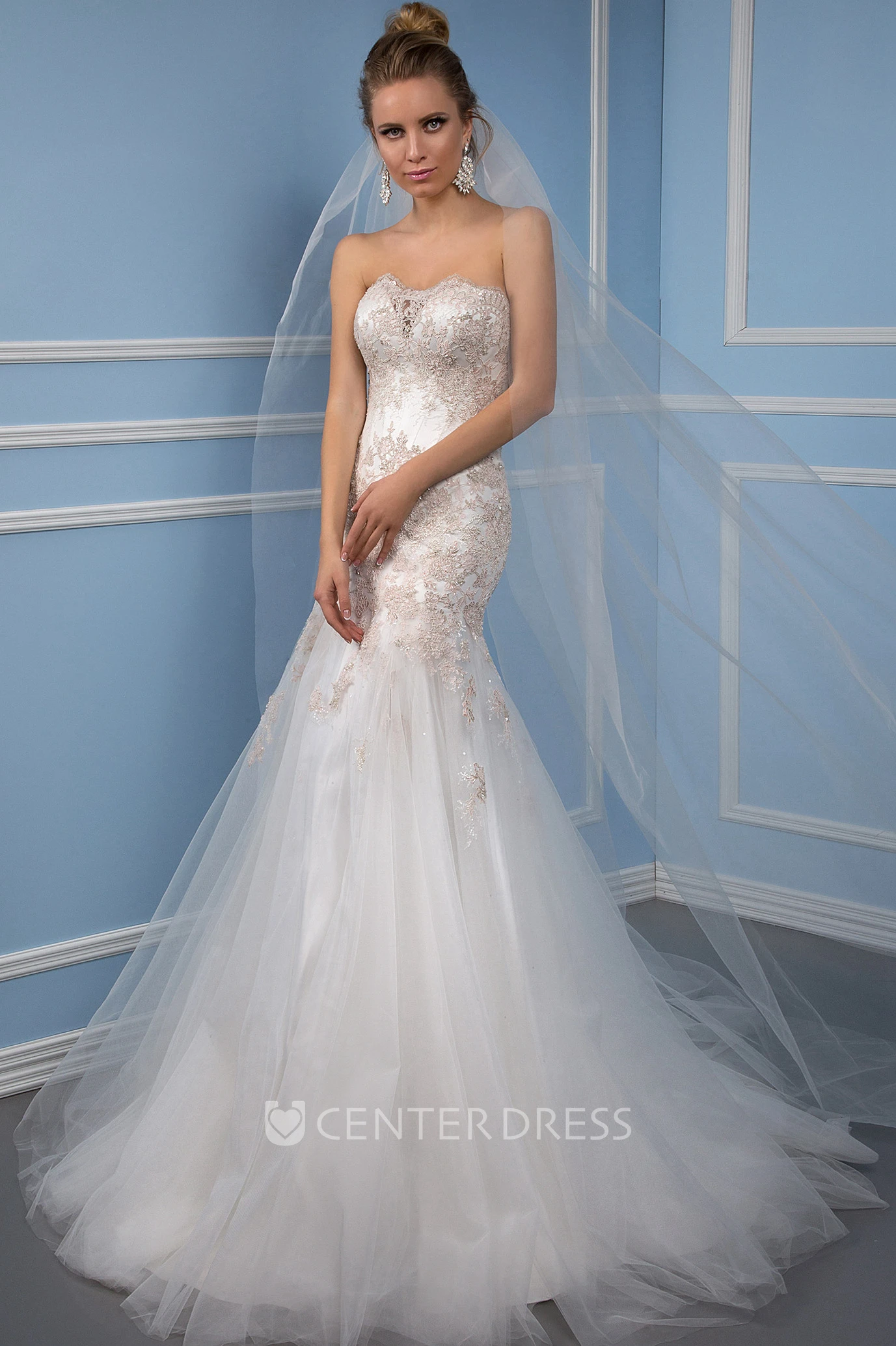 Mermaid Appliqued Sleeveless Floor-Length Strapless Tulle Wedding Dress With Lace-Up Back And Ruffles